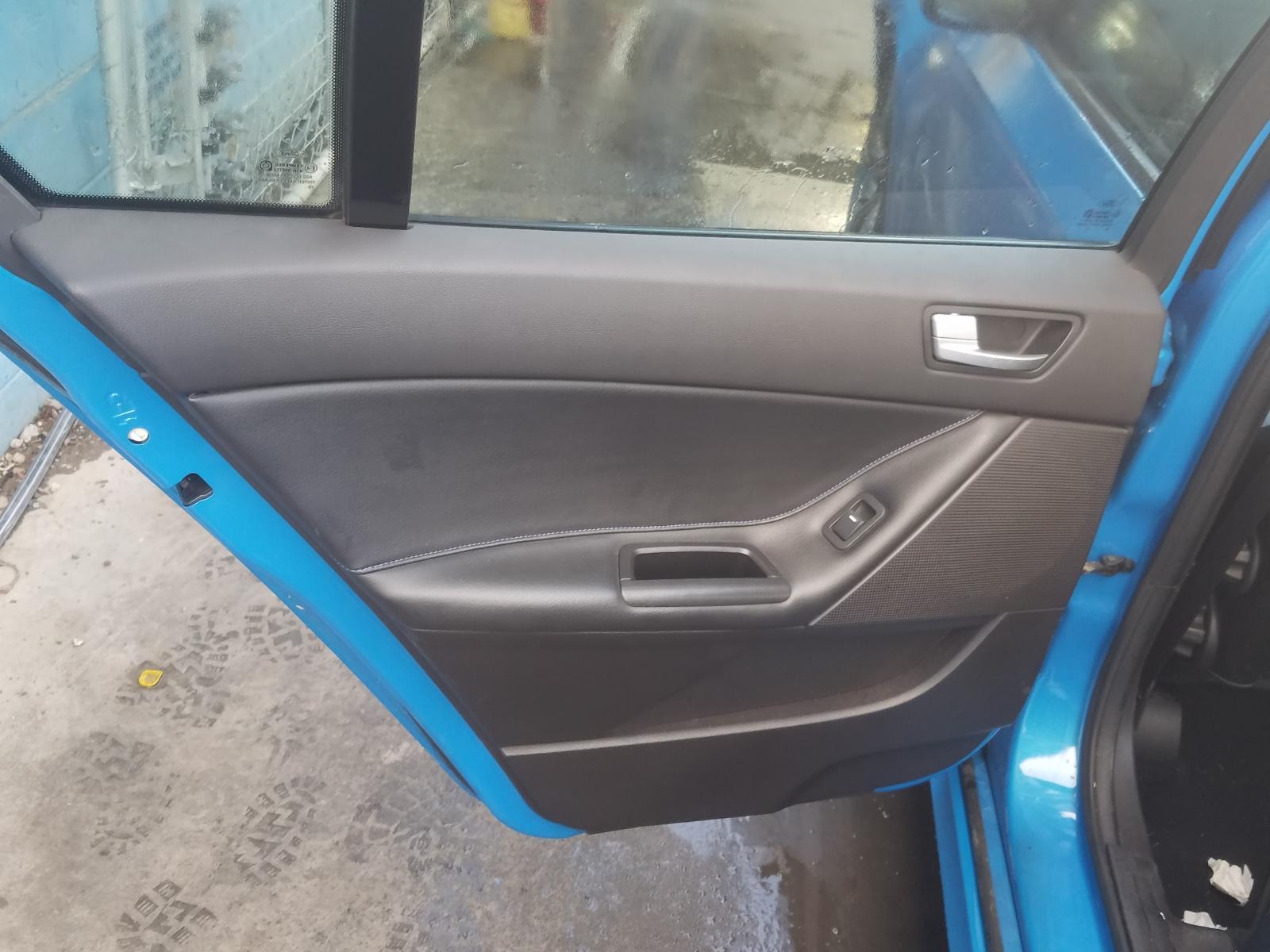 Vehiclexml6243668525573053132.image