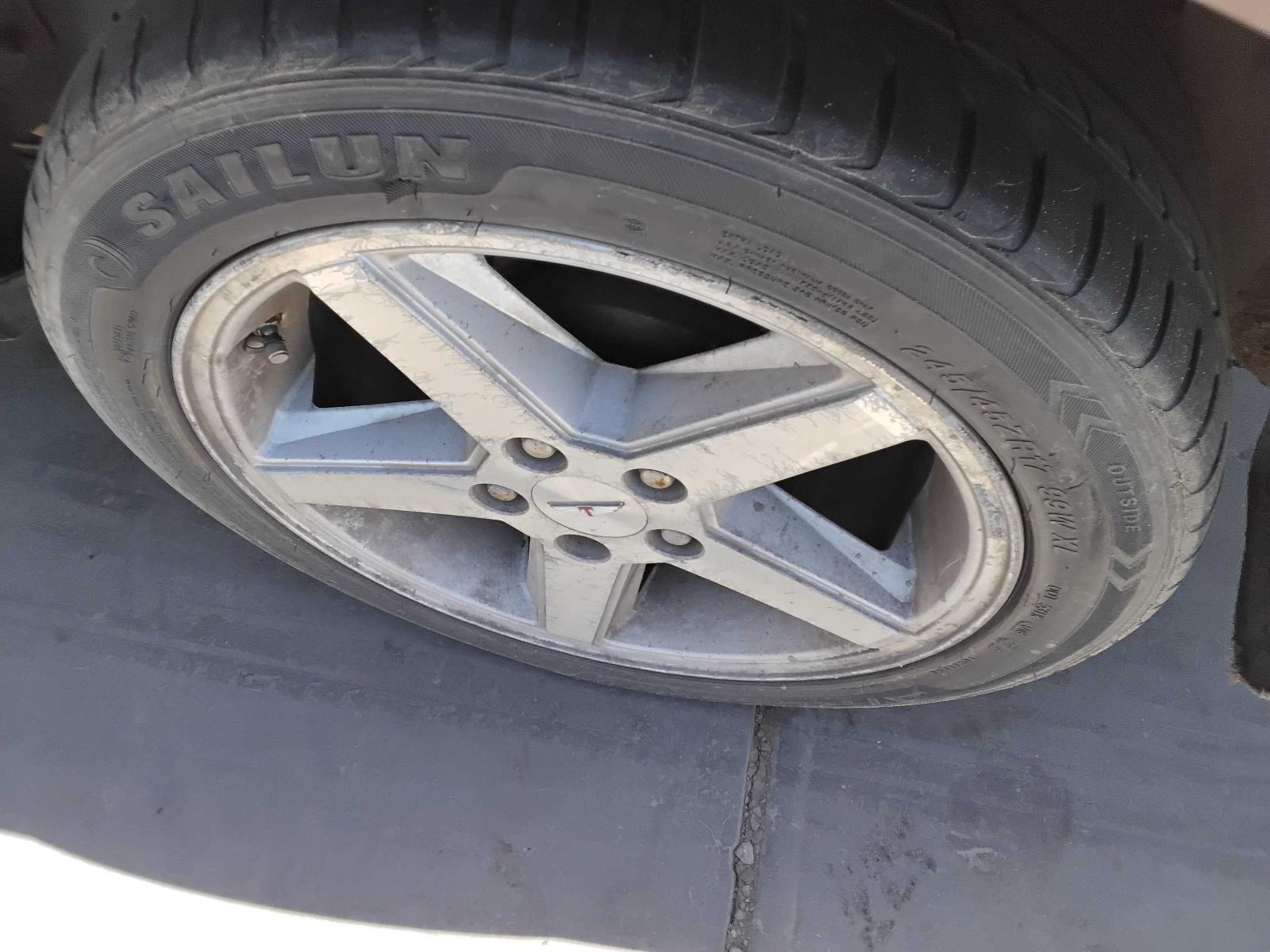 Vehiclexml2555544076640234256.image