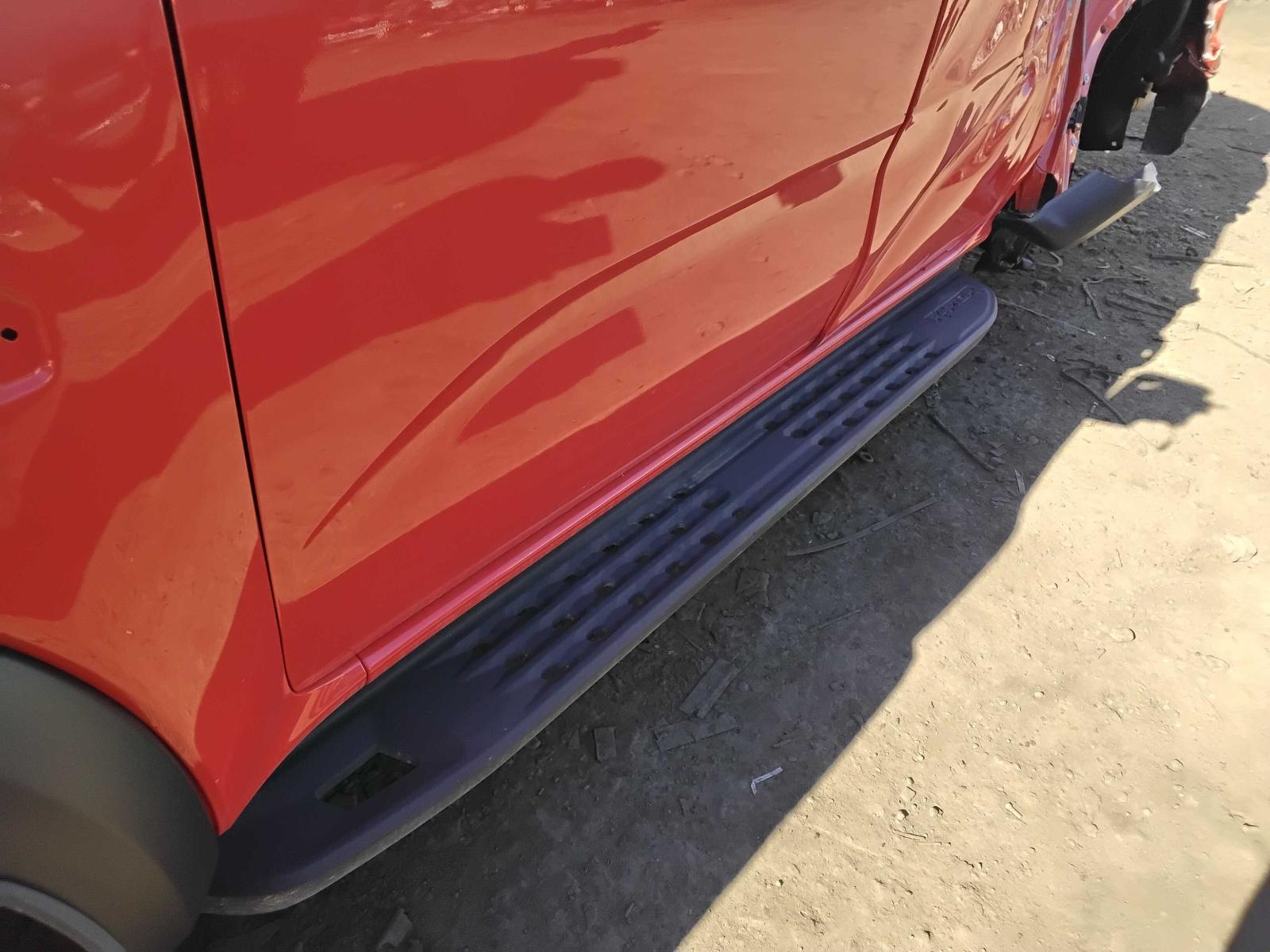 Vehiclexml7000034323219740265.image