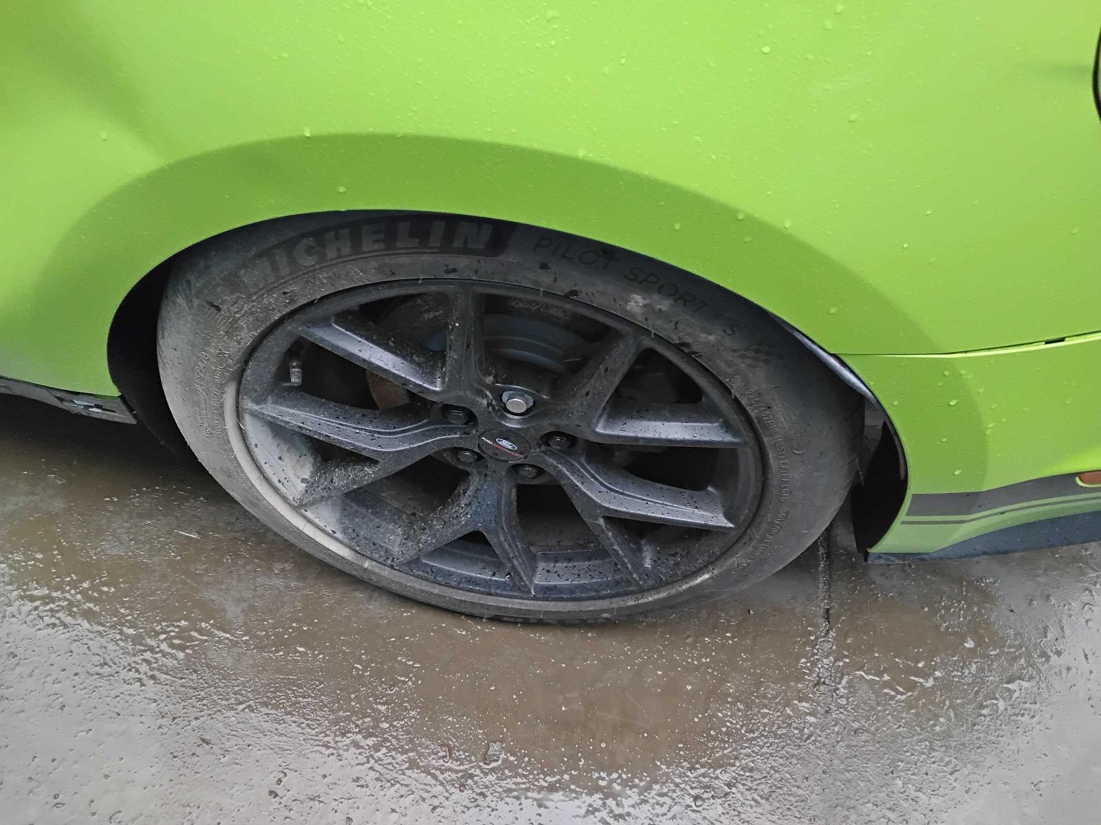 Vehiclexml8208562949369423057.image