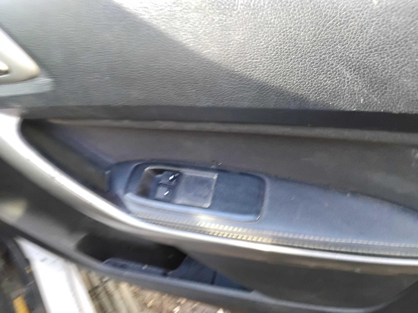 Vehiclexml3203555817529213387.image