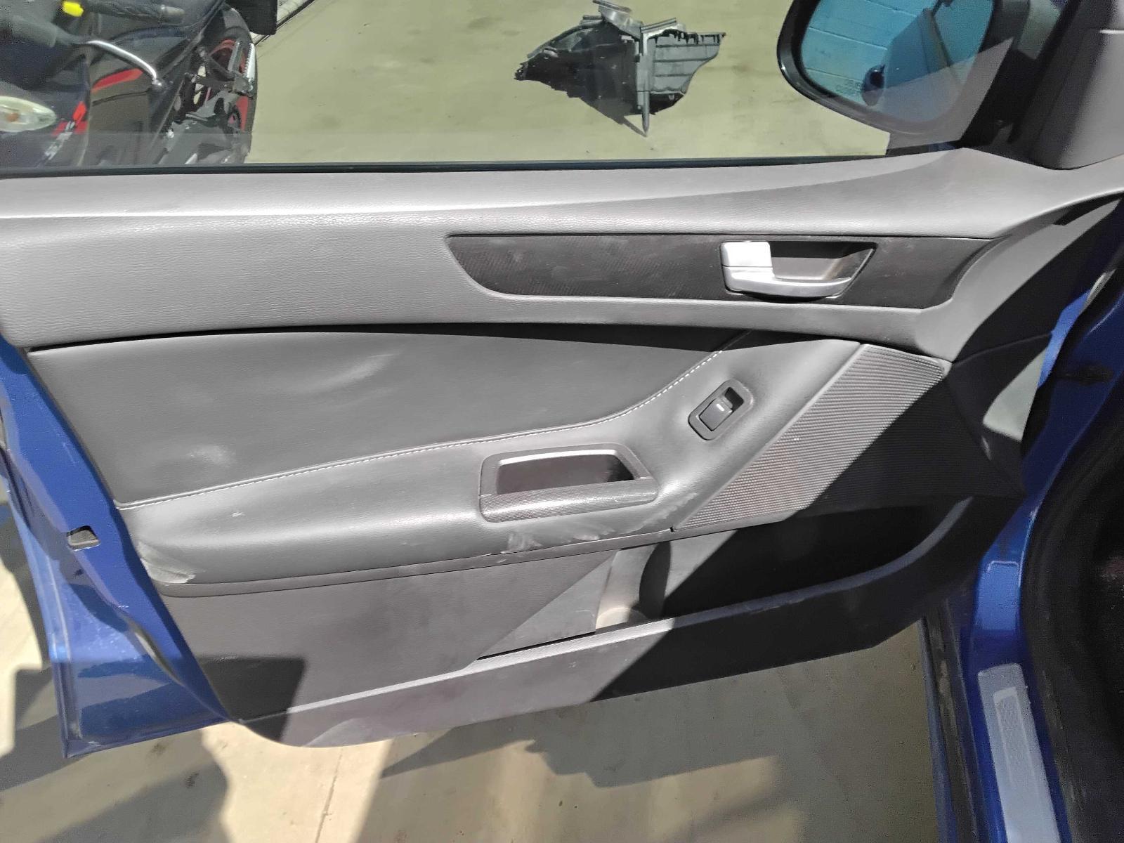 Vehiclexml6792562960931406092.image