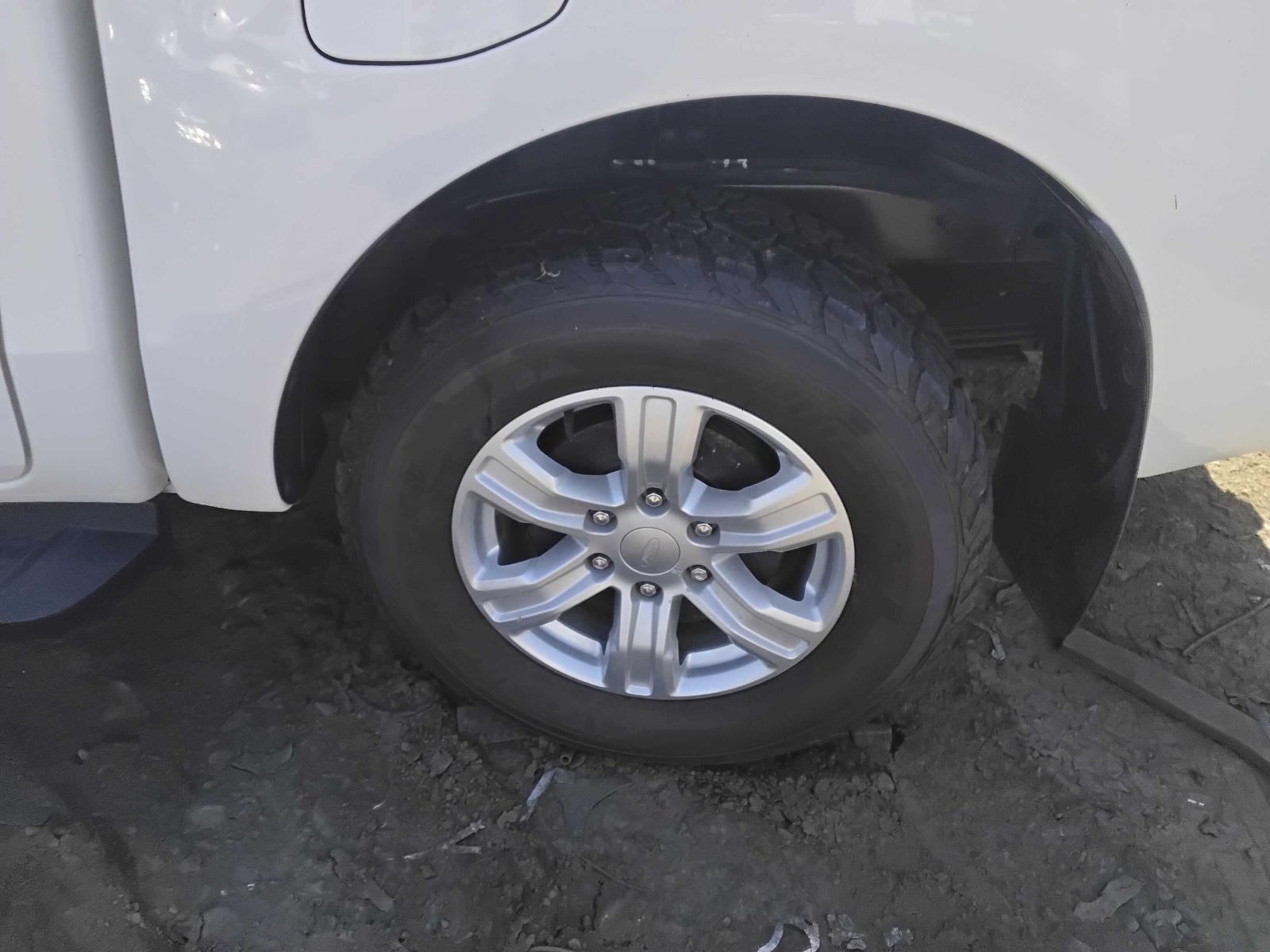 Vehiclexml3379670724436339931.image