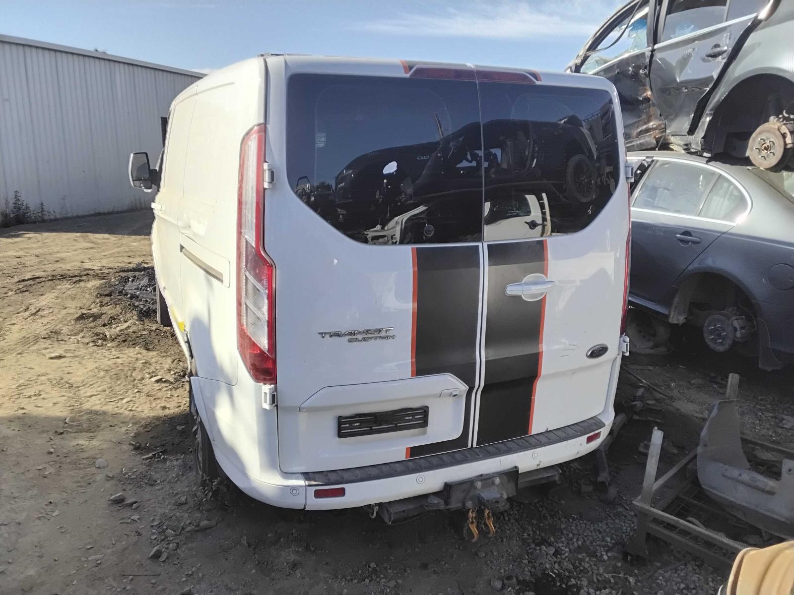 Vehiclexml1764282976303675694.image