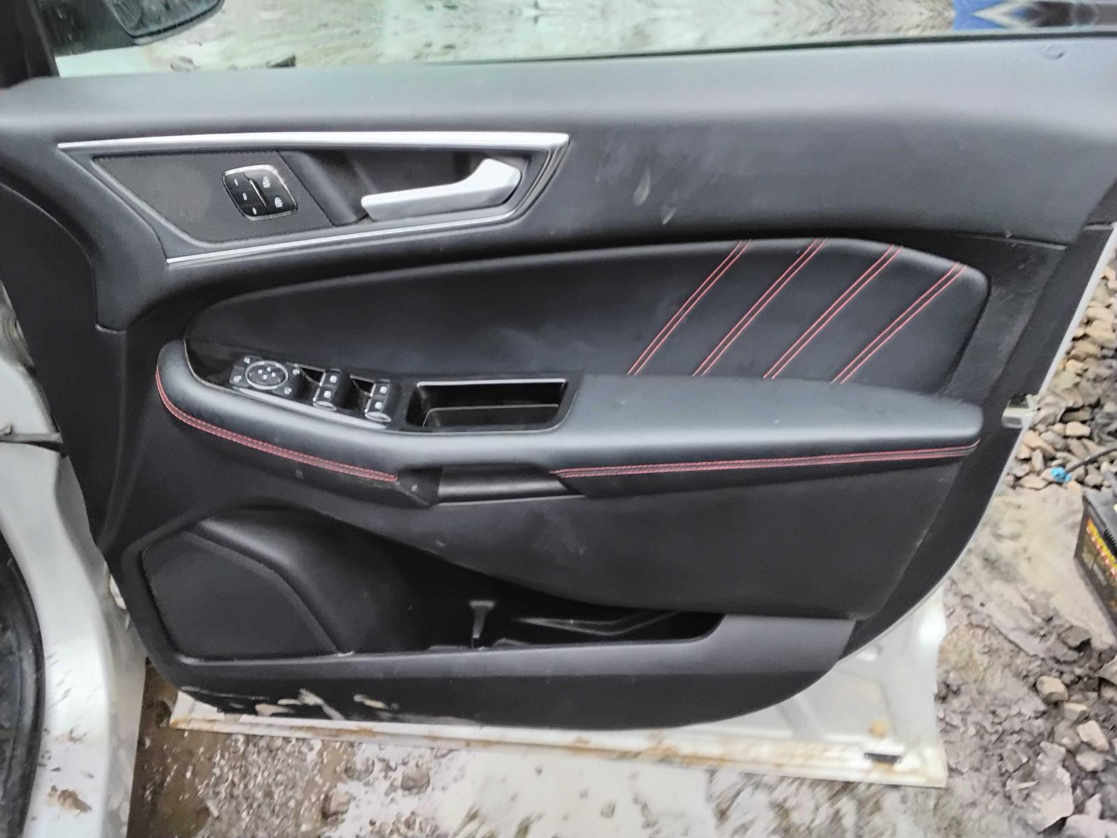 Vehiclexml7528509262643987457.image