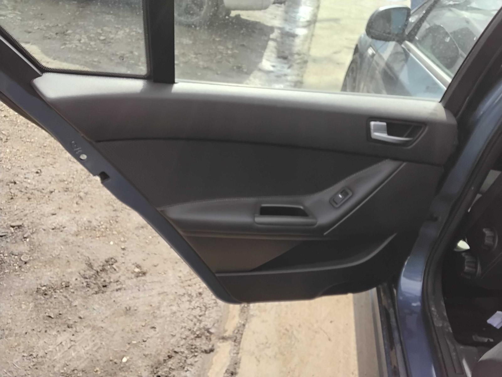 Vehiclexml7564000395250024343.image