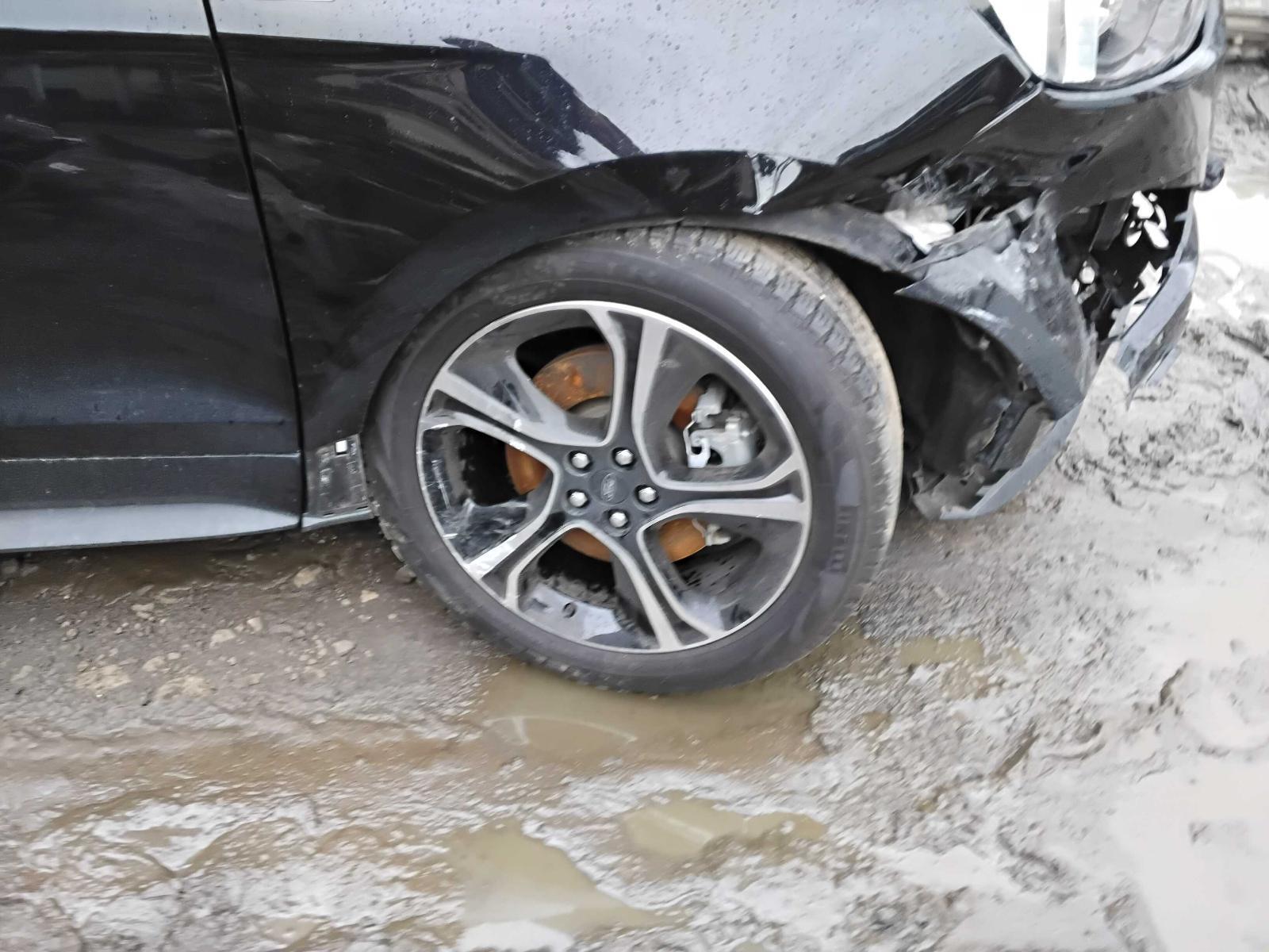 Vehiclexml1566018824981436901.image