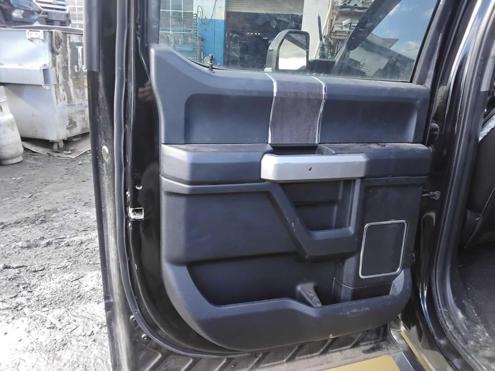 Vehiclexml242127836680551522.image