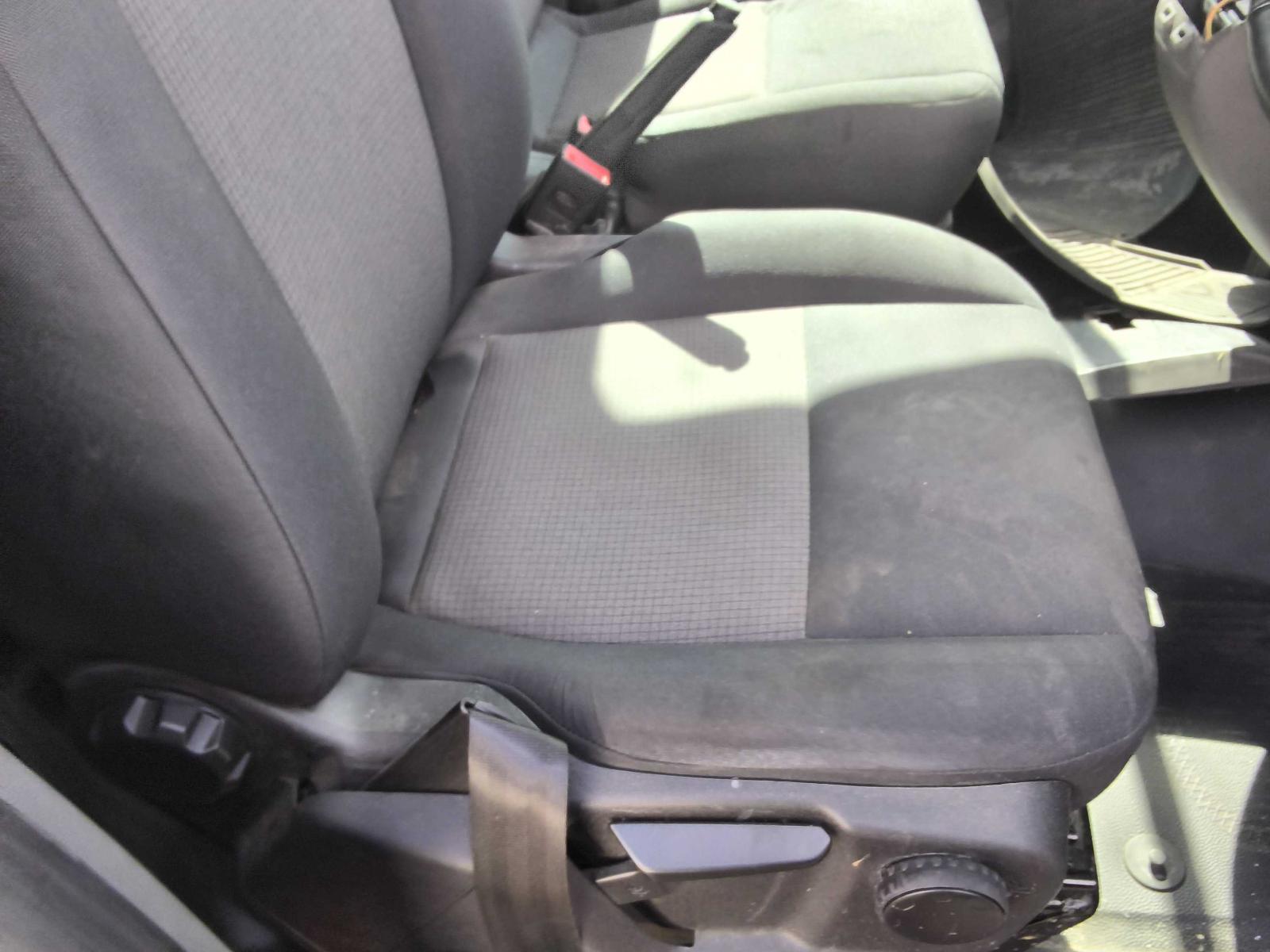 Vehiclexml4035609970903561015.image