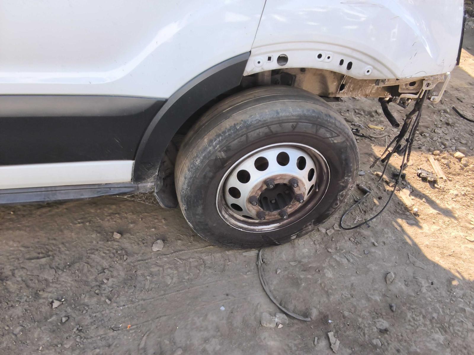 Vehiclexml8062815985528163362.image